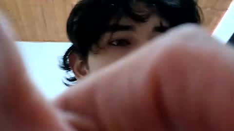 Snapshot of thebluesky_18 chatting on 09-11-25, 12:38 thebluesky_18 online show from 09-11-25, 12:38