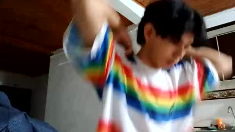 Snapshot of thebluesky_18 chatting on 11-15-25, 04:10 thebluesky_18 online show from 11-15-25, 04:10