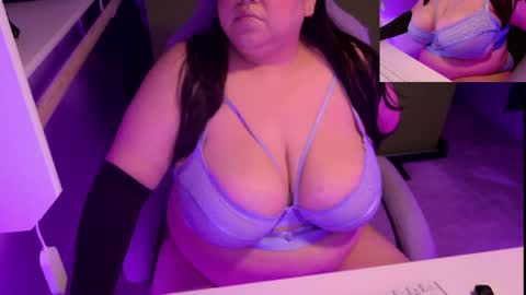 TheBouncingBetty online show from 05-01-26, 12:15