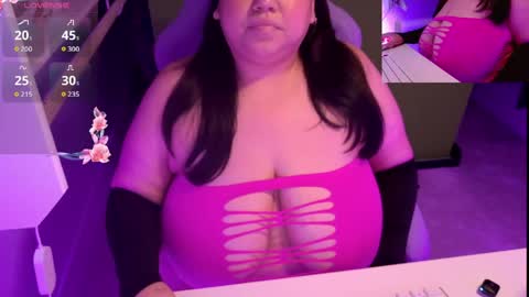 TheBouncingBetty online show from 05-06-26, 05:07
