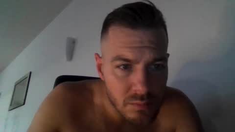 Snapshot of thecheekyalpha chatting on 04-04-26, 12:20 THE CHEEKY ALPHA online show from 04-04-26, 12:20