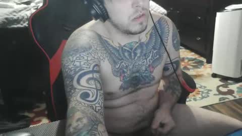 Snapshot of thecolorclear chatting on 12-18-25, 05:35 thecolorclear online show from 12-18-25, 05:35