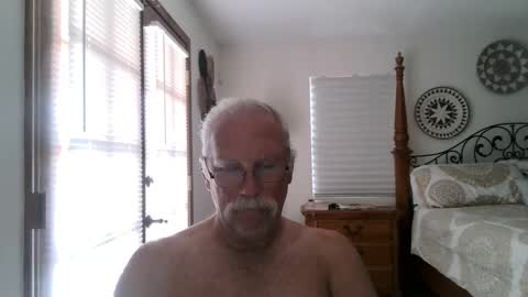 Snapshot of thecooltool_1 chatting on 10-09-25, 06:06 thecooltool_1 online show from 10-09-25, 06:06