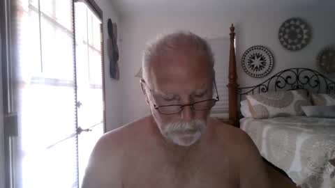 Snapshot of thecooltool_1 chatting on 05-16-26, 09:13 thecooltool_1 online show from 05-16-26, 09:13