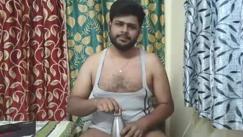 Snapshot of thecuteboyy chatting on 05-18-26, 10:21 thecuteboyy online show from 05-18-26, 10:21