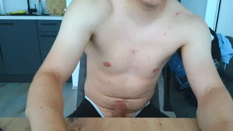 thecuteguy144949 online show from 06-18-26, 09:14