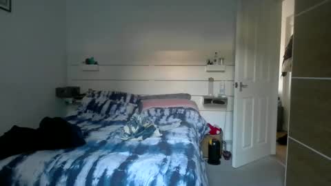 Snapshot of thedarktouch chatting on 11-26-25, 02:40 TheDarkTouch online show from 11-26-25, 02:40