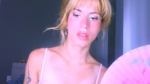 Yolanda online show from 04-06-26, 04:46