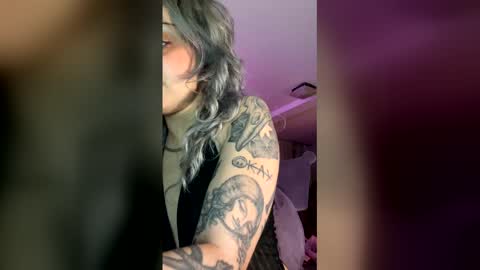 KIng Venus online show from 03-22-26, 04:05