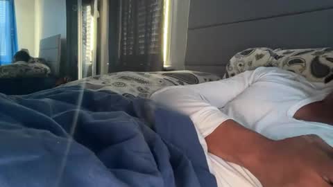 theeshooterr online show from 01-05-25, 03:55