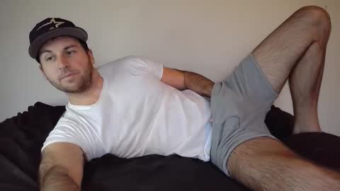 Theetwohander online show from 12-15-25, 06:56