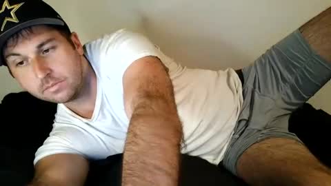 Snapshot of theetwohander chatting on 06-16-26, 03:53 Theetwohander online show from 06-16-26, 03:53