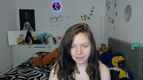 TheFarmergirl online show from 03-23-26, 04:49