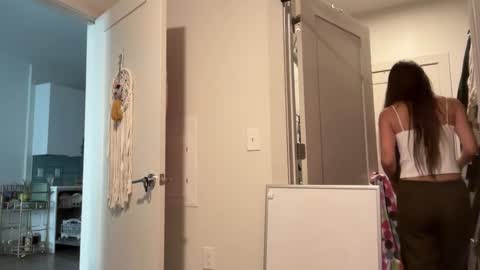 Snapshot of thegabzilla chatting on 09-26-25, 08:46 thegabzilla online show from 09-26-25, 08:46