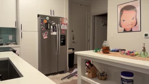 Snapshot of thegabzilla chatting on 11-17-25, 11:10 thegabzilla online show from 11-17-25, 11:10