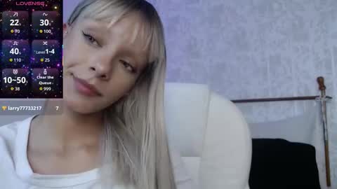 Snapshot of thegodmother_gh chatting on 11-26-25, 03:40 Peyton online show from 11-26-25, 03:40