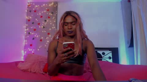 Goldie online show from 01-11-25, 01:48