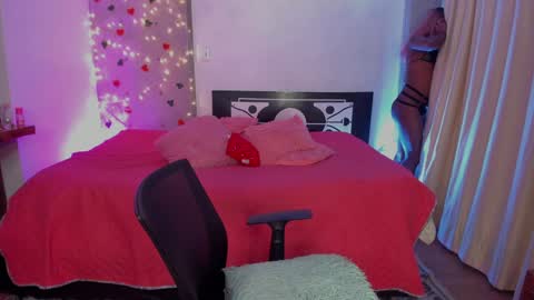 Goldie online show from 01-18-25, 01:41