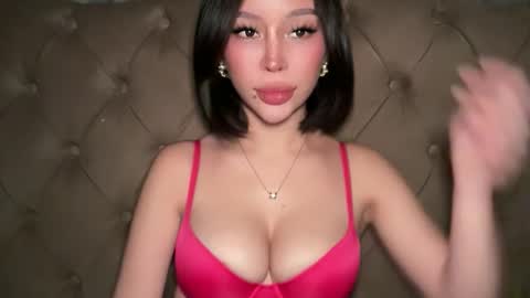 Snapshot of thegreat_legacy chatting on 04-22-26, 11:39 Elle dont forget to folloW me and thumbs up online show from 04-22-26, 11:39