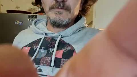 Green online show from 04-30-26, 08:04