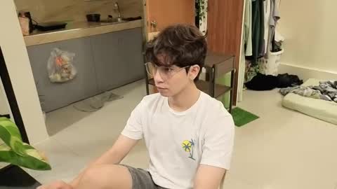 Green online show from 12-02-25, 06:25