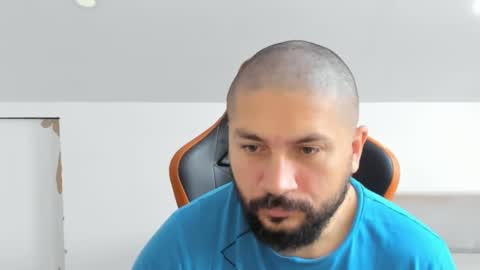 Snapshot of theguardian7 chatting on 11-17-25, 09:37 theguardian7 online show from 11-17-25, 09:37