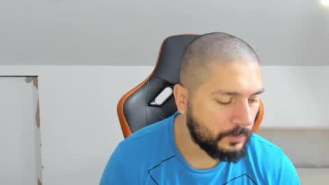 Snapshot of theguardian7 chatting on 11-19-25, 07:08 theguardian7 online show from 11-19-25, 07:08