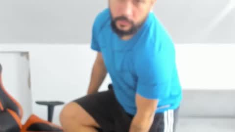 Snapshot of theguardian7 chatting on 11-24-25, 11:32 theguardian7 online show from 11-24-25, 11:32