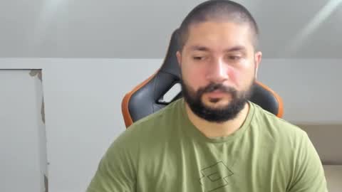 Snapshot of theguardian7 chatting on 11-27-25, 09:17 theguardian7 online show from 11-27-25, 09:17