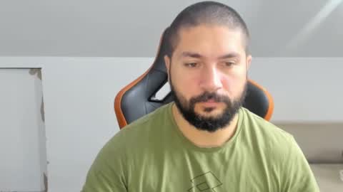 Snapshot of theguardian7 chatting on 11-28-25, 10:51 theguardian7 online show from 11-28-25, 10:51