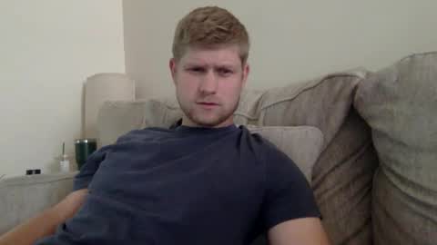 Snapshot of thehairyprince chatting on 09-12-25, 02:39 Harry online show from 09-12-25, 02:39