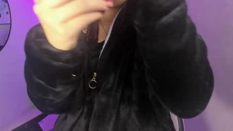 Theia  online show from 10-19-25, 03:07