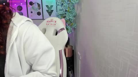 Theia  online show from 02-26-26, 12:48