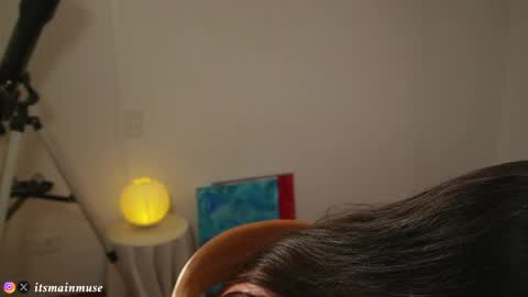 Iris online show from 04-04-26, 10:51