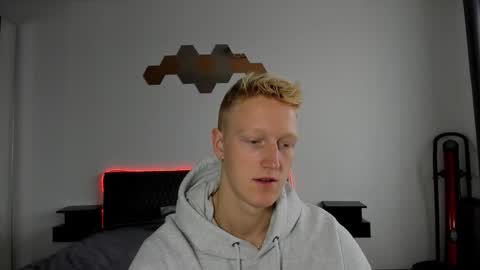 Snapshot of thejacob_d chatting on 11-19-25, 09:20 thejacob_d online show from 11-19-25, 09:20