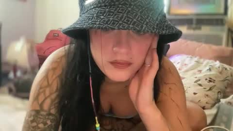 Snapshot of thejennataylor chatting on 06-05-26, 03:51 thejennataylor online show from 06-05-26, 03:51