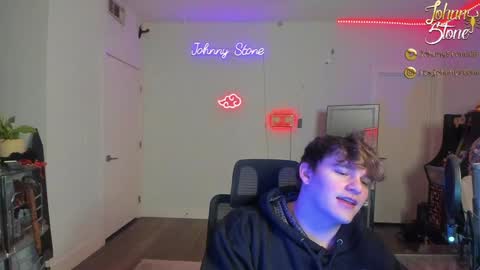 Snapshot of thejohnnystone chatting on 12-12-24, 12:27 Johnny Stone online show from 12-12-24, 12:27
