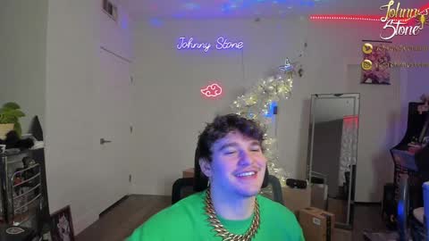 Snapshot of thejohnnystone chatting on 12-24-24, 01:06 Johnny Stone online show from 12-24-24, 01:06