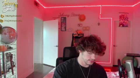 Snapshot of thejohnnystone chatting on 09-20-25, 12:11 Johnny Stone online show from 09-20-25, 12:11