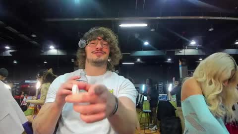 Johnny Stone online show from 04-10-26, 09:52