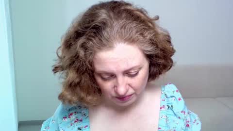 Ella online show from 03-05-25, 07:38