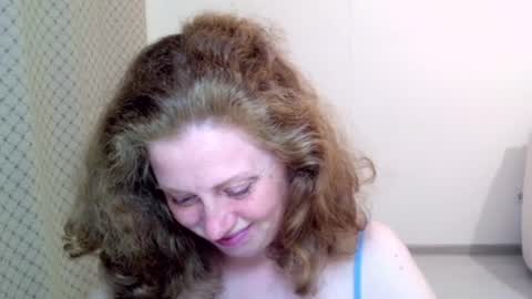 Snapshot of theladysblush chatting on 07-02-26, 08:59 Ella online show from 07-02-26, 08:59