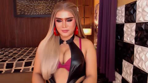 Paula online show from 03-15-26, 08:20