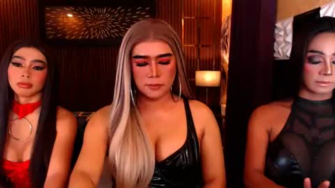 Paula online show from 06-27-26, 10:09