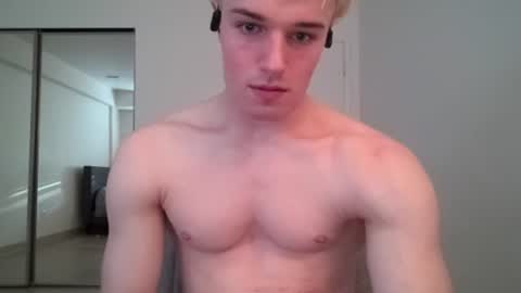 Snapshot of thelevimeyers chatting on 06-12-26, 01:37 thelevimeyers online show from 06-12-26, 01:37