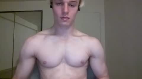 Snapshot of thelevimeyers chatting on 07-12-26, 03:30 thelevimeyers online show from 07-12-26, 03:30