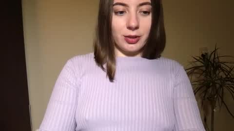 Snapshot of thelexy chatting on 01-05-25, 10:50 Alexa online show from 01-05-25, 10:50