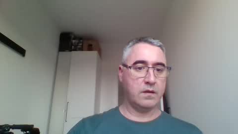 Snapshot of themohican chatting on 03-25-26, 05:08 Themohican online show from 03-25-26, 05:08