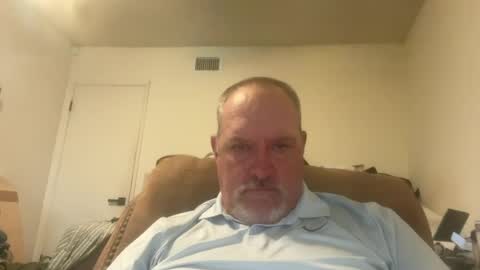 Snapshot of thenewganon chatting on 06-12-26, 01:37 thenewganon online show from 06-12-26, 01:37