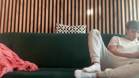 Snapshot of thenudefussion chatting on 12-17-25, 11:27 nudefusion3 online show from 12-17-25, 11:27